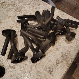 15 Guitar Wall Hangers